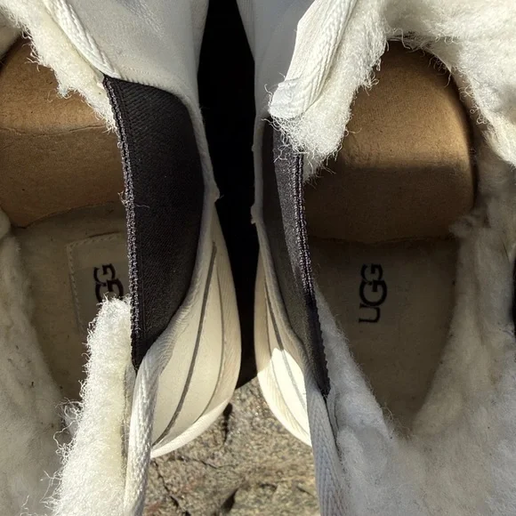 UGG NEUMEL PLATFORM WHITE CHELSEA BOOT - 9 - NIB ! 🥶❄️ - Picture 10 of 14